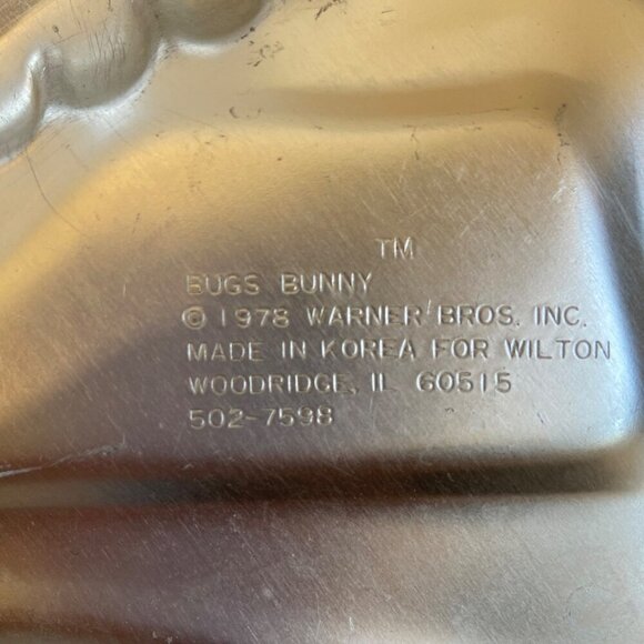 Vintage Wilton Bugs Bunny Cake Pan 1978 Warner Bros Aluminum Cartoon Bakeware 14 - Picture 3 of 9
